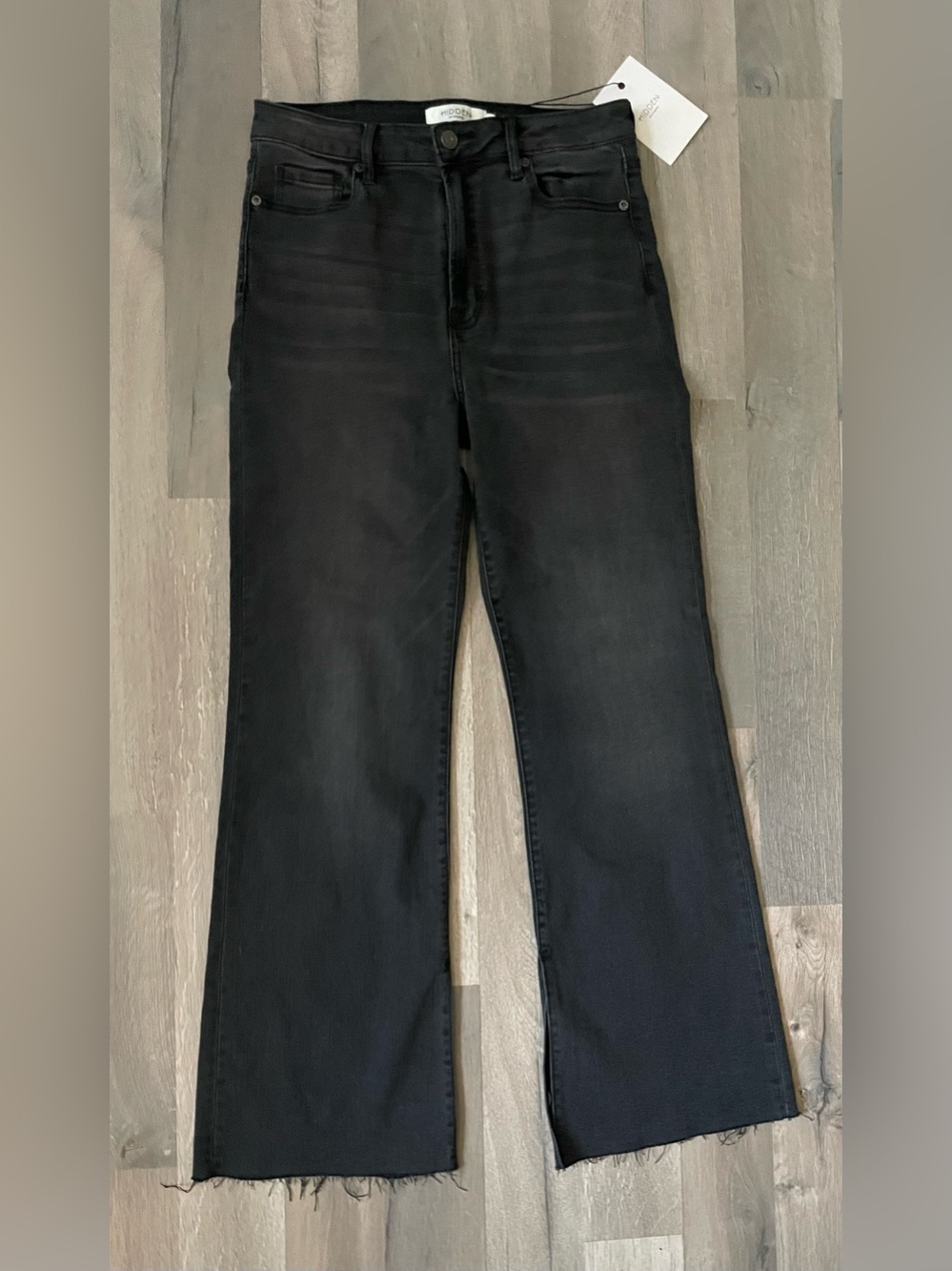 NWT HIDDEN Los Angeles Ryan Raw Hem Bootcut Jeans, Black, Size 31